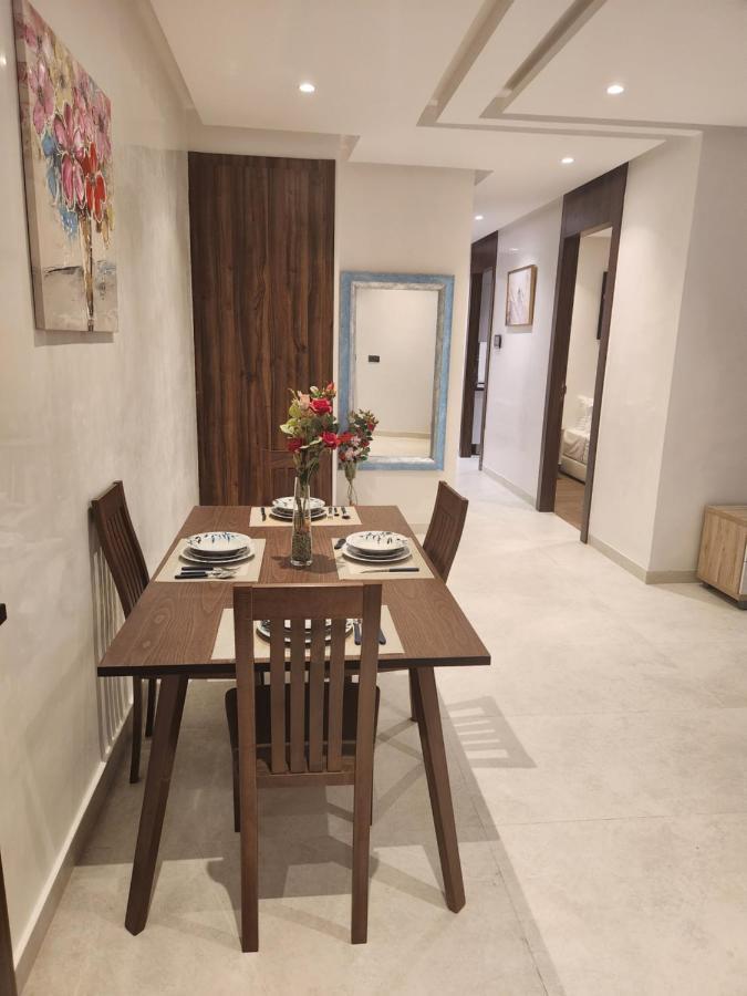Modern Luxury Retreat: 2-Bedroom Apartment In The Heart Of Marrakech Marrakesh Bagian luar foto