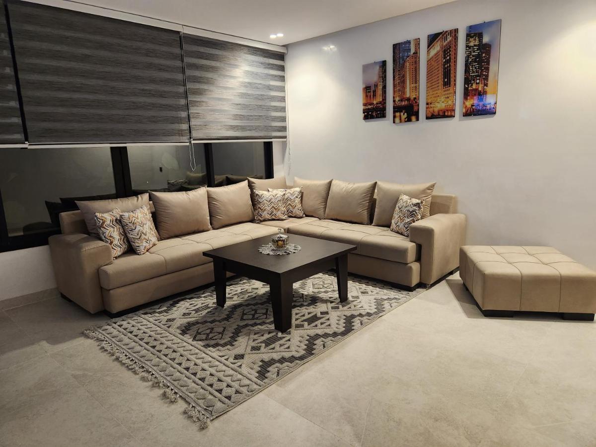 Modern Luxury Retreat: 2-Bedroom Apartment In The Heart Of Marrakech Marrakesh Bagian luar foto