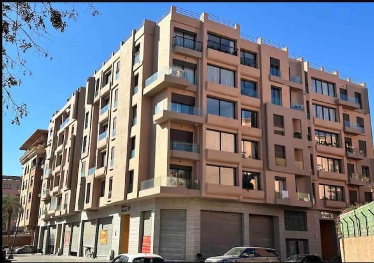 Modern Luxury Retreat: 2-Bedroom Apartment In The Heart Of Marrakech Marrakesh Bagian luar foto